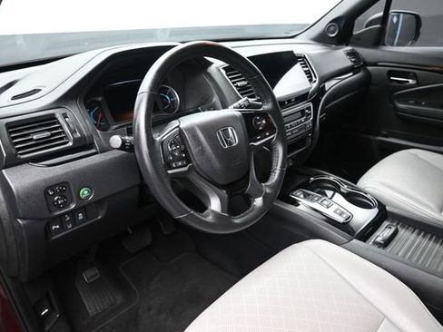 Used 2019 Honda Passport Touring image 18