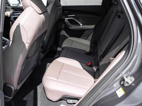 New 2025 Audi Q5 Premium Plus image 21