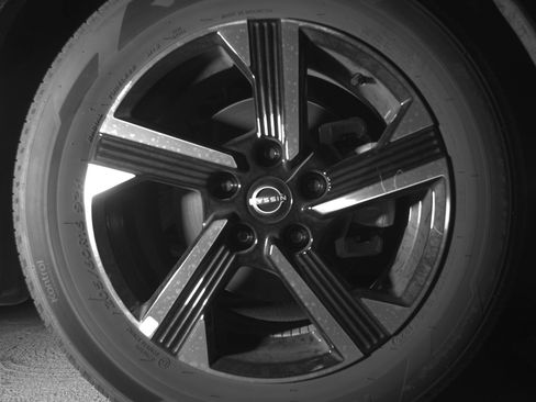 Used 2025 Nissan Sentra SV FWD image 13