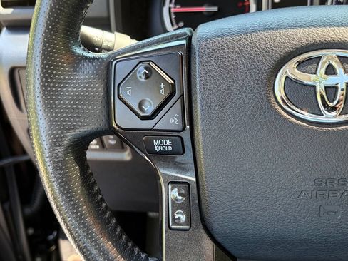 Used 2024 Toyota 4Runner TRD Off-Road Premium w/ 4Runner Black Package (TMS) AWD/4WD image 24