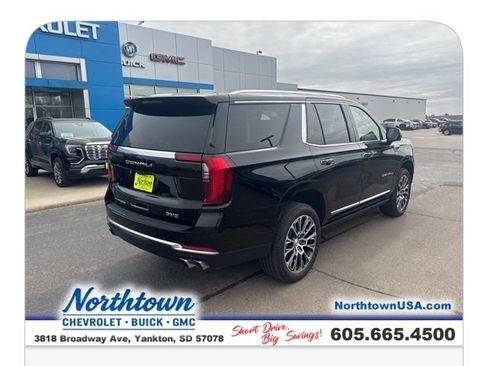 Used 2025 GMC Yukon Denali w/ Denali Reserve Package AWD/4WD image 33