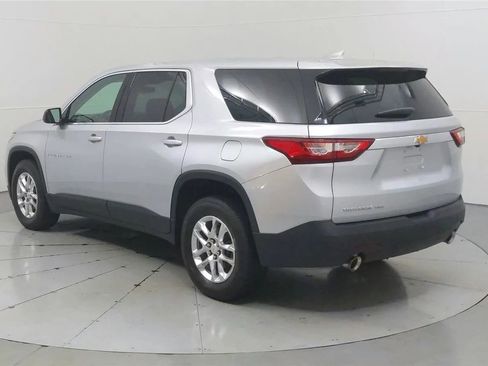 Used 2020 Chevrolet Traverse LS AWD/4WD image 5