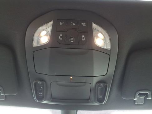 New 2026 Chrysler Pacifica Select FWD image 23