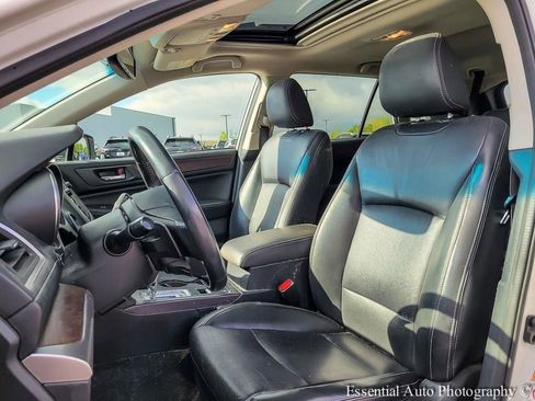 Used 2015 Subaru Outback 3.6R Limited AWD/4WD image 8