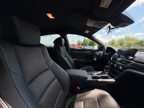 Used 2022 Honda Accord Sport image 22