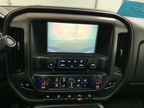 Used 2018 GMC Sierra 1500 SLT AWD/4WD image 41