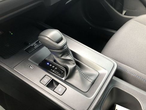 Used 2026 Toyota Corolla Cross SE image 24