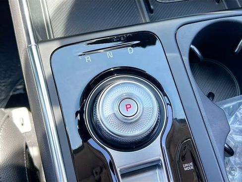 New 2026 Kia Carnival SX Prestige FWD image 17