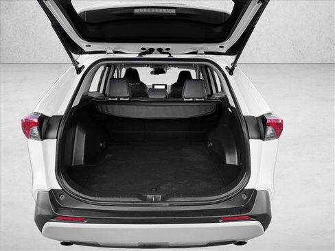 Used 2024 Toyota RAV4 Adventure image 8