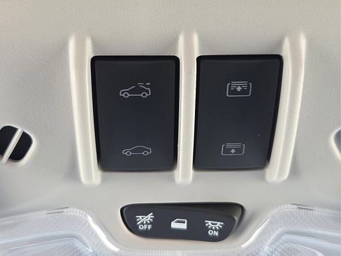 Used 2026 Chevrolet TrailBlazer LT w/ LT Cold Weather Package FWD image 21