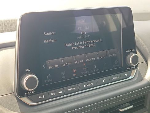 Used 2026 Nissan Rogue SV FWD image 24
