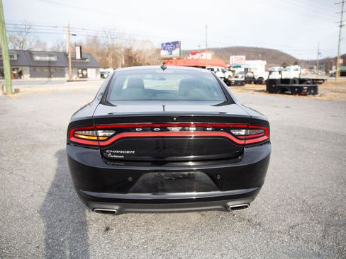 Used 2023 Dodge Charger SXT image 6