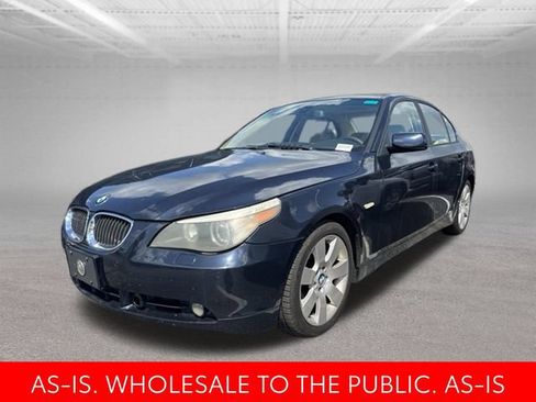 Used 2007 BMW 530xi Sedan AWD/4WD image 4