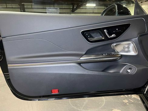 New 2025 Mercedes-Benz CLE 300 4MATIC Coupe image 18