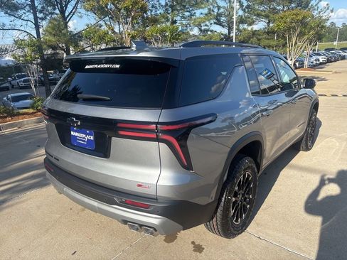 New 2026 Chevrolet Traverse Z71 w/ Enhanced Driving Package AWD/4WD image 11