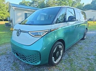 Used 2025 Volkswagen ID. Buzz Pro S Plus RWD video 1