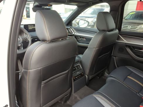 New 2025 MAZDA CX-70 3.3 Turbo S w/ Premium Package image 16