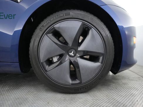 Used 2019 Tesla Model 3 Standard Range Plus RWD image 19