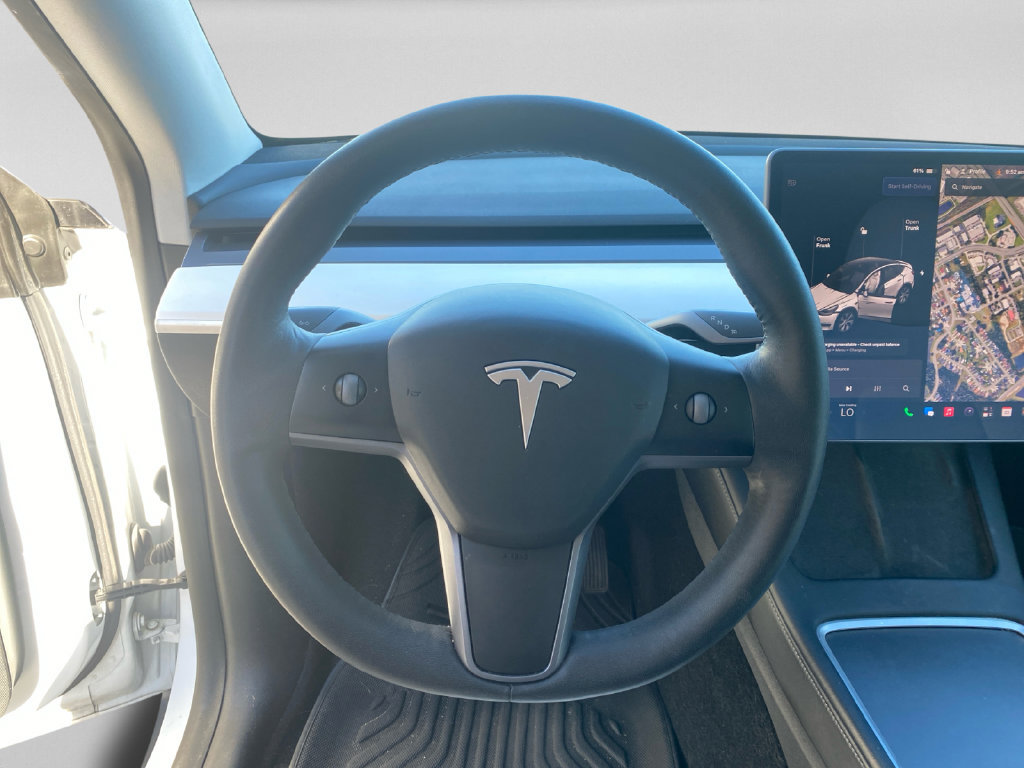 Used 2021 Tesla Model Y Long Range AWD/4WD image 12