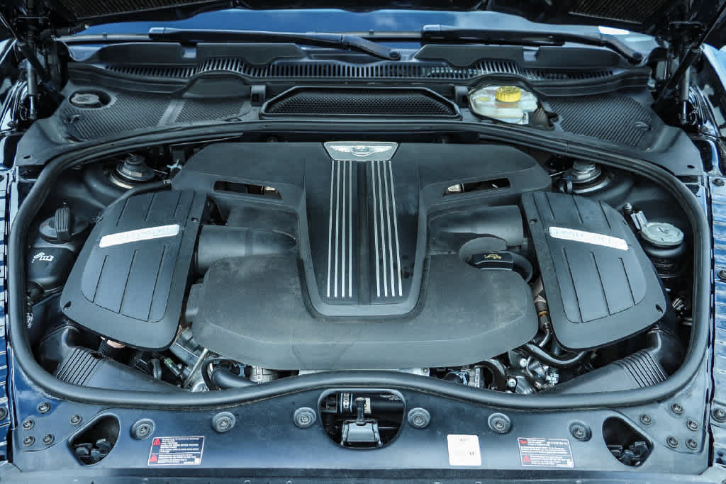 Used 2018 Bentley Flying Spur V8 AWD/4WD image 34