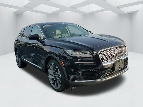 Used 2022 Lincoln Nautilus Reserve w/ Equipment Group 201A image 3