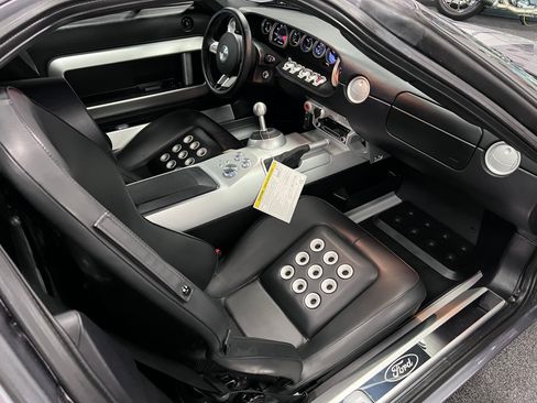 Used 2006 Ford GT image 20