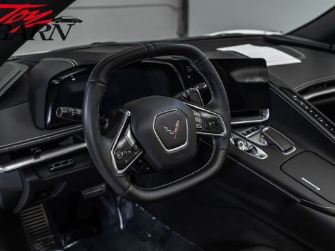 Used 2024 Chevrolet Corvette Stingray Preferred Conv w/ 2LT image 34