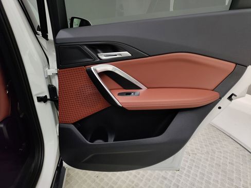 Used 2026 BMW X1 xDrive28i image 25