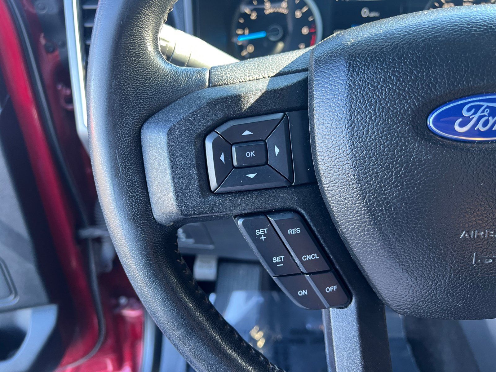 Used 2017 Ford F150 XLT w/ Equipment Group 302A Luxury AWD/4WD image 13