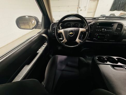 Used 2011 Chevrolet Silverado 1500 LT w/ All-Star Edition RWD image 14