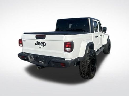 Used 2026 Jeep Gladiator Sport AWD/4WD image 9