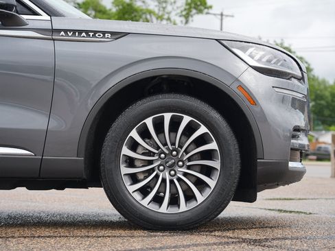 Used 2023 Lincoln Aviator Reserve w/ Elements Package Plus AWD/4WD image 15