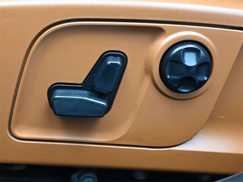 Used 2017 Maserati Quattroporte S GranSport image 11