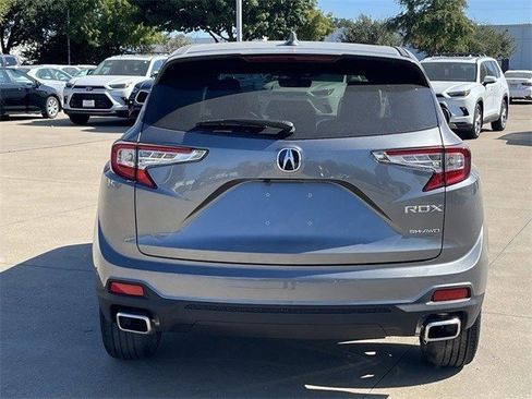 Used 2025 Acura RDX SH-AWD image 5