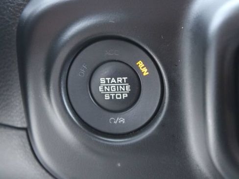 Used 2023 Jeep Wrangler Unlimited Sport AWD/4WD image 23