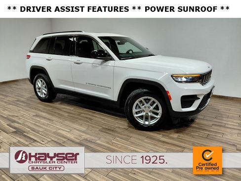 Certified 2025 Jeep Grand Cherokee Laredo X image 1