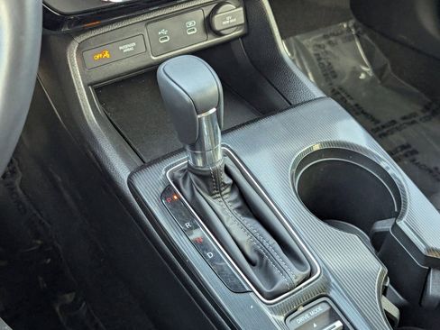 Certified 2025 Honda Civic Sport image 28