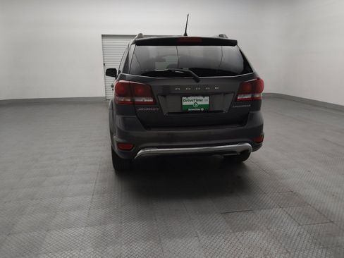Used 2020 Dodge Journey Crossroad FWD image 6