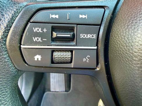 Used 2025 Honda CR-V LX image 18