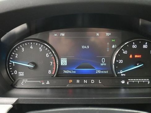 Used 2022 Ford Explorer XLT w/ Equipment Group 202A AWD/4WD image 9