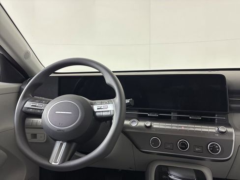 New 2026 Hyundai Kona SE image 22