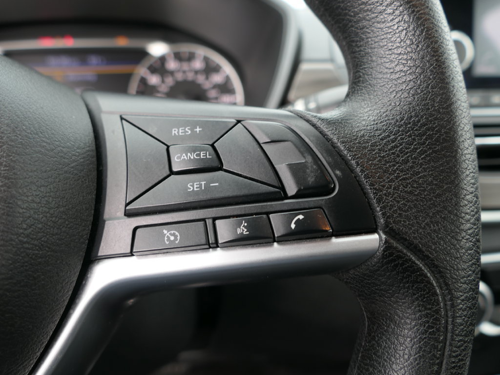 Used 2024 Nissan Altima 2.5 SV FWD image 14