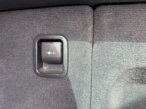 Used 2015 BMW X6 M Base image 42