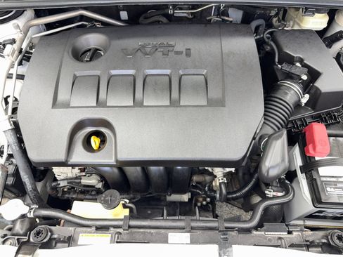 Used 2019 Toyota Corolla LE FWD image 52