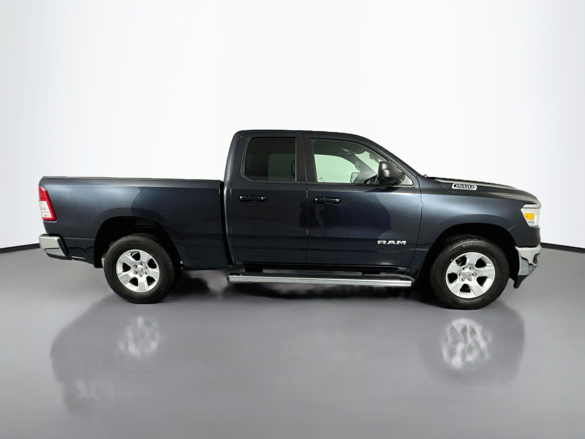 Used 2021 RAM 1500 Big Horn AWD/4WD image 4