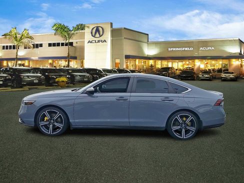 Used 2023 Honda Accord Sport image 4