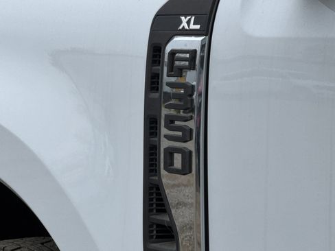 New 2025 Ford F350 XL w/ XL Chrome Package image 24