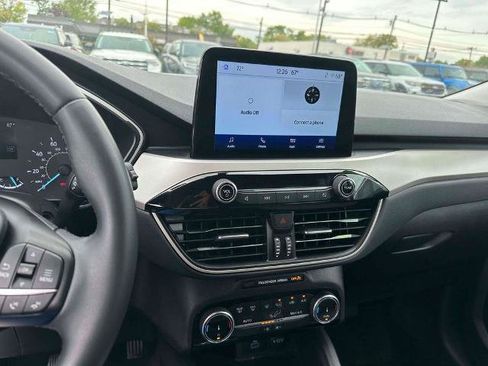Certified 2022 Ford Escape SE w/ Convenience Package AWD/4WD image 29