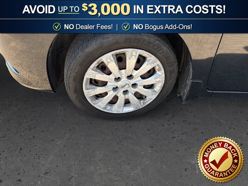 Used 2015 Nissan Sentra SV FWD image 13
