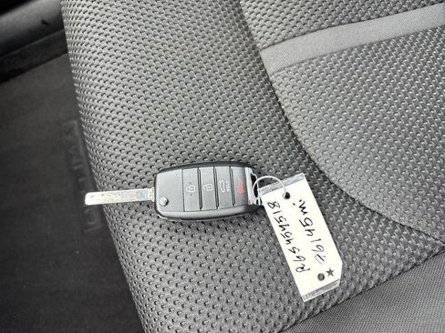 Used 2019 Kia Optima LX FWD image 33